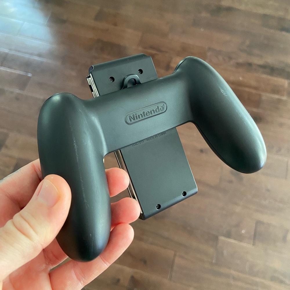 Nintendo Switch Comfort Grip Controller Attachment